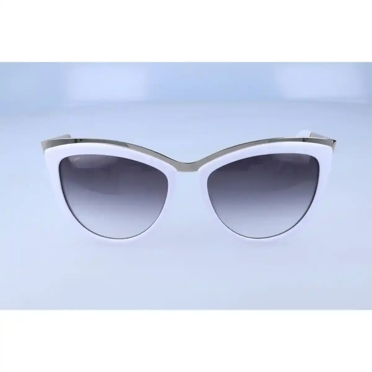 Lunettes de soleil femme epoca e3040 blanc_6352. DIAYTAR COTE D'IVOIRE - Où la Tradition s'Harmonise avec le Moderne. Parcourez notre gamme diversifiée et choisissez des produits qui révèlent l'âme du Côte d'Ivoire.