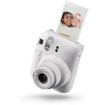 Appareil photo instantane fujifilm mini 12 blanc_1859. Entrez dans le Monde de DIAYTAR COTE D'IVOIRE - Où la Satisfaction est la Priorité. Explorez notre sélection pensée pour vous offrir une expérience de shopping qui va au-delà de vos attentes.