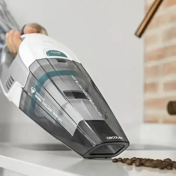 Aspirateur manuel cecotec 005445 50w 500 ml_8156. DIAYTAR COTE D'IVOIRE - Votre Univers Shopping Éclectique. Explorez nos offres variées et découvrez des articles qui embrassent la diversité et la polyvalence de vos besoins.