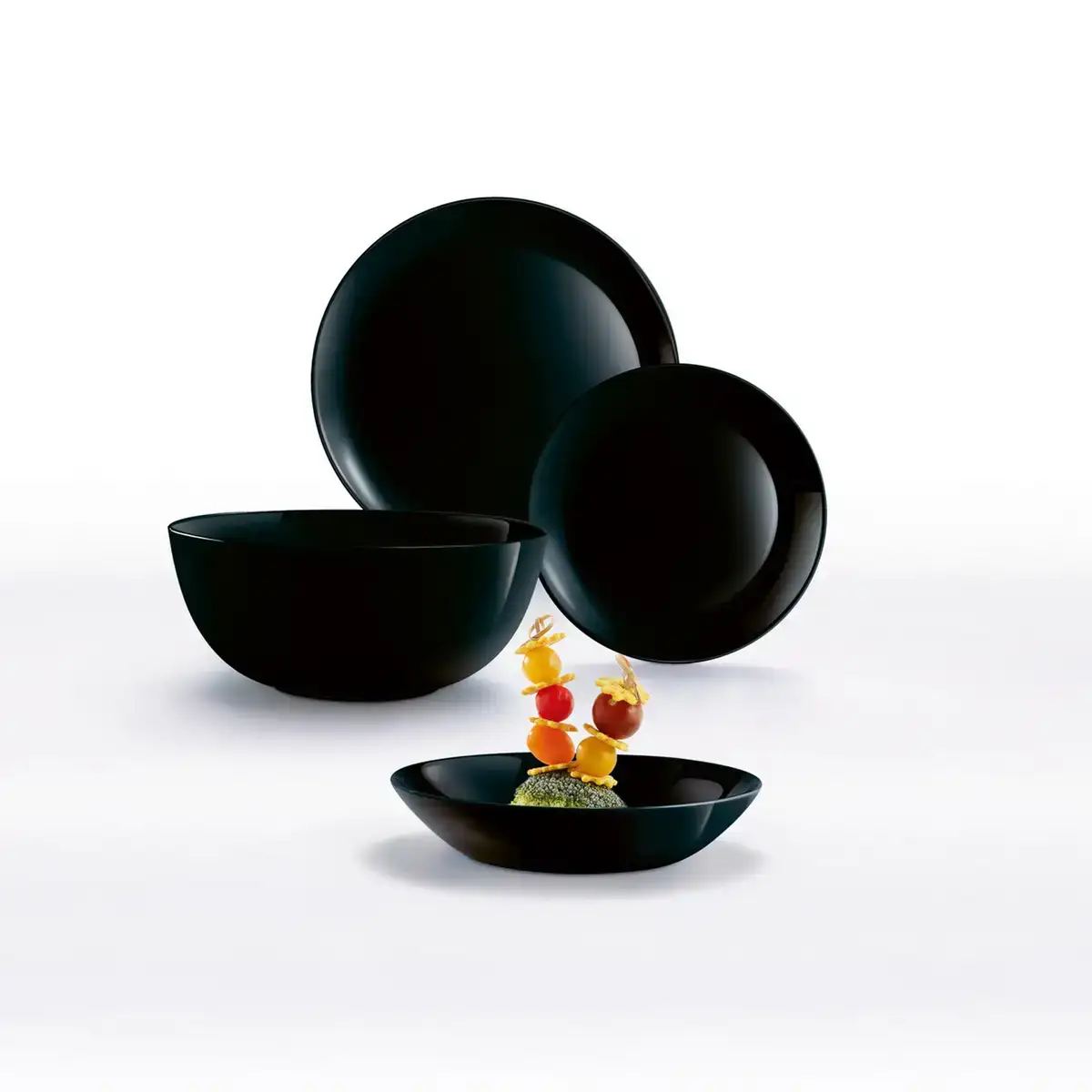 Assietes luminarc noir 19 pieces reconditionne b _3201. Bienvenue chez DIAYTAR COTE D'IVOIRE - Où Chaque Objet a sa Propre Histoire. Découvrez notre sélection soigneusement choisie et choisissez des produits qui racontent le patrimoine sénégalais.