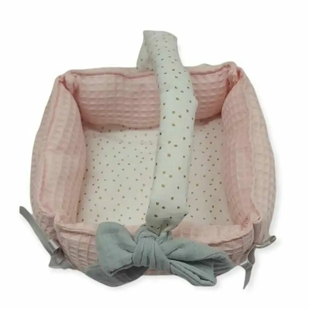 Basket berjuan 2018 22_5442. DIAYTAR COTE D'IVOIRE - Votre Passage vers l'Élégance Accessible. Parcourez notre boutique en ligne pour trouver des produits qui vous permettent d'allier style et économies.