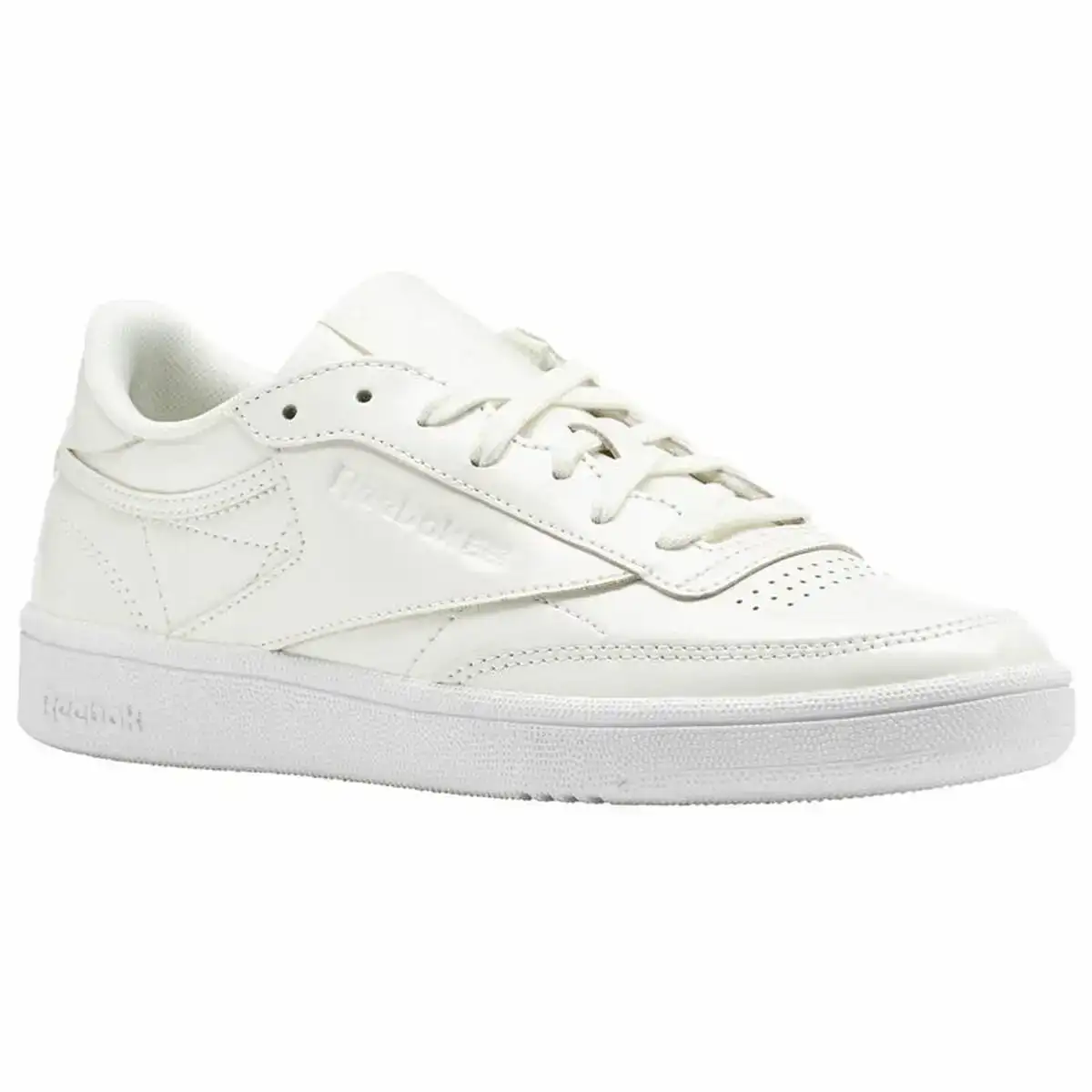 Baskets casual pour femme reebok classic club c 85 blanc_9286. DIAYTAR COTE D'IVOIRE - Votre Plateforme Shopping, Votre Choix Éclairé. Explorez nos offres et choisissez des articles de qualité qui reflètent votre style et vos valeurs.
