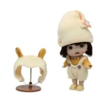 Bebe poupee lynmon baby jaune_7014. Entrez dans l'Univers de DIAYTAR COTE D'IVOIRE - Où Chaque Produit a son Histoire. Explorez notre catalogue et découvrez des trésors qui racontent la riche culture du Côte d'Ivoire.