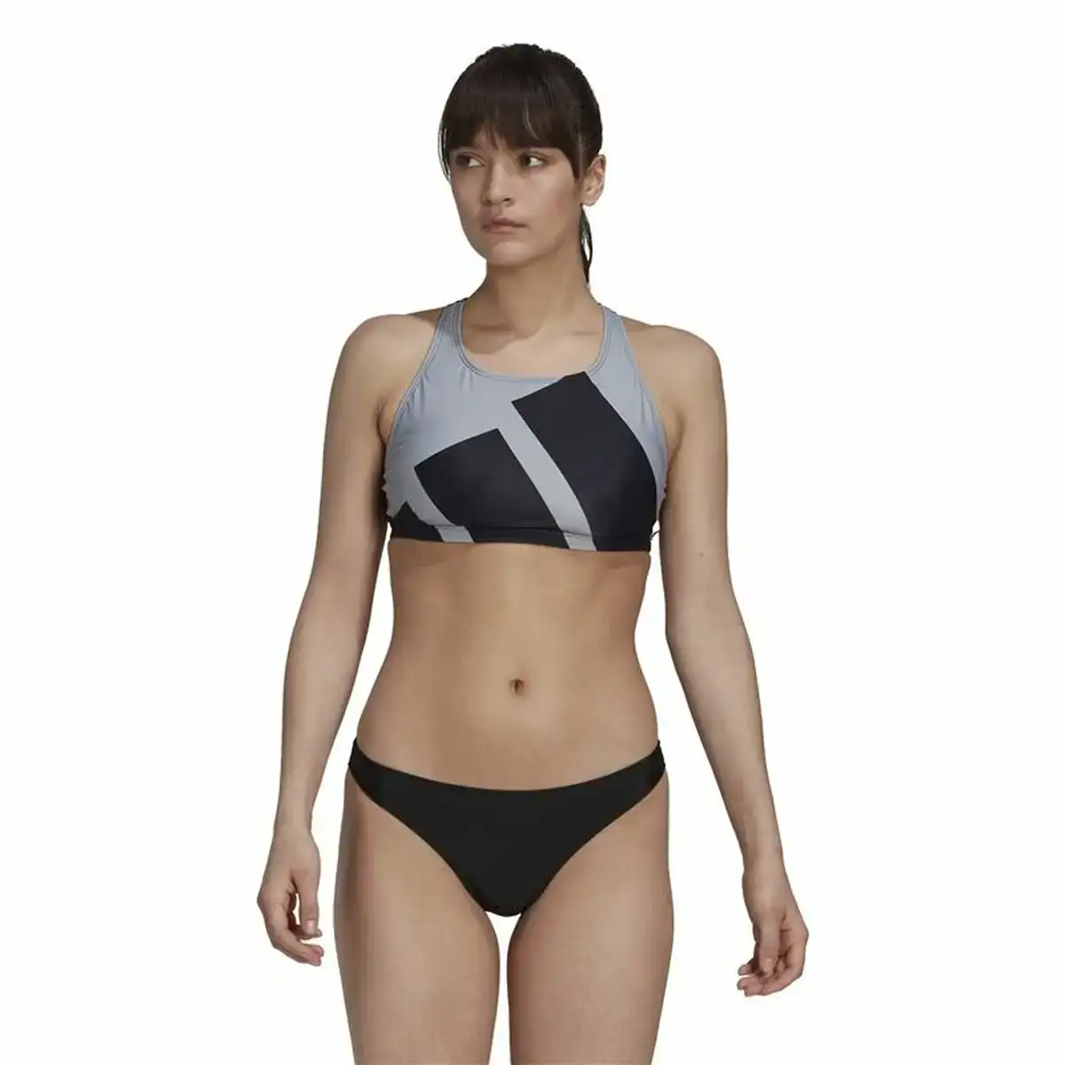 Bikini adidas logo graphic_2141. Découvrez DIAYTAR COTE D'IVOIRE - Votre Destination de Shopping Inspirée. Naviguez à travers nos offres variées et trouvez des articles qui reflètent votre personnalité et vos goûts.