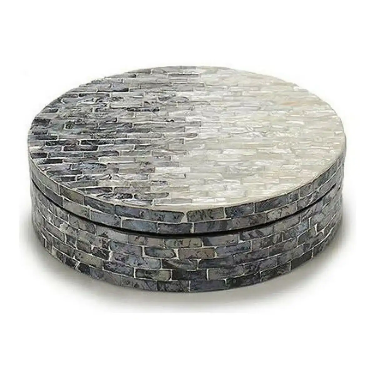 Boite decorative blanc noir argente nacre noire contre plaque 25 x 8 5 x 25 cm_1705. Entrez dans l'Univers de DIAYTAR COTE D'IVOIRE - Où l'Innovation Rencontre la Tradition. Explorez notre sélection de produits modernes et traditionnels qui incarnent l'esprit dynamique du Côte d'Ivoire.