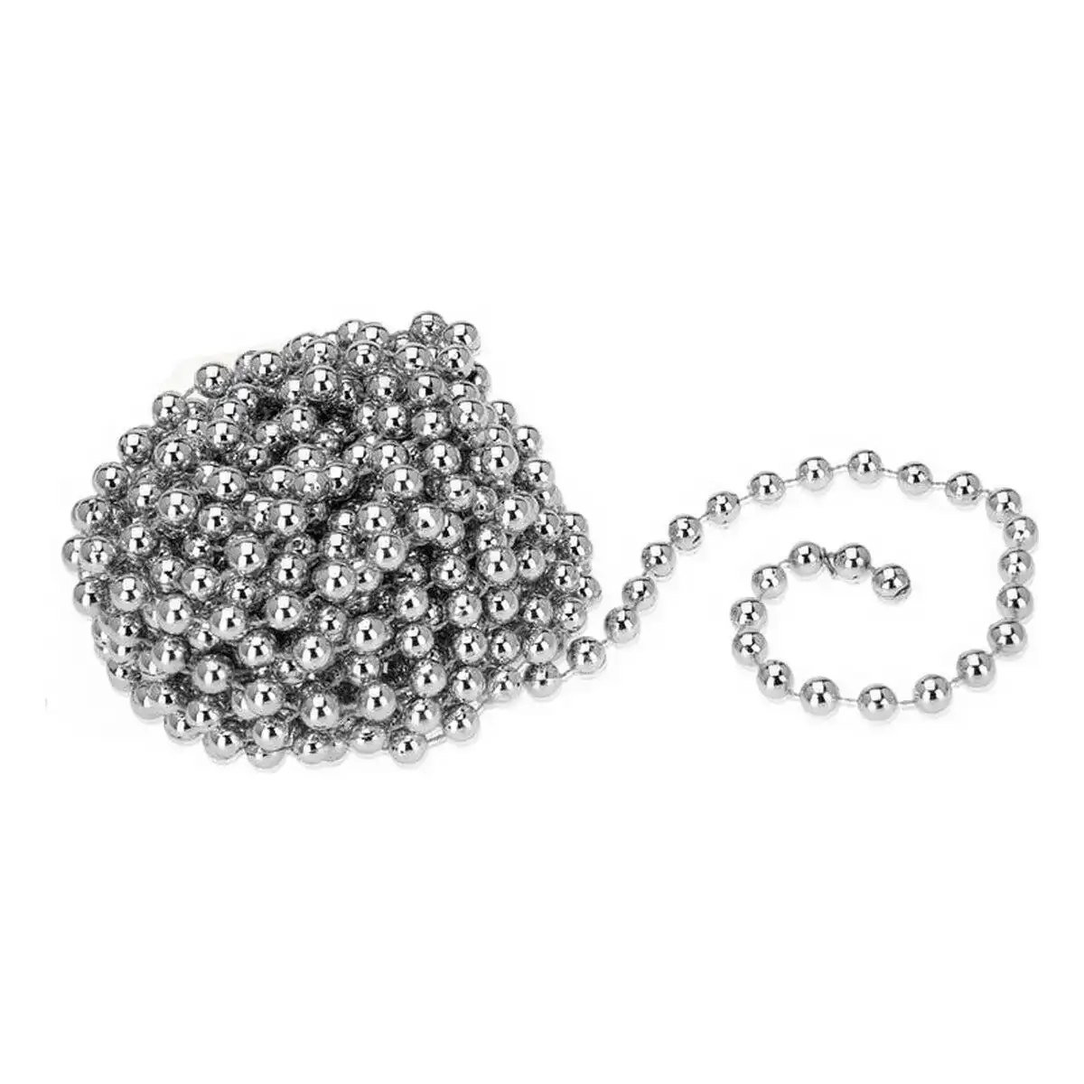 Boules de noel 7 5 m chaine decorative argente_5162. DIAYTAR COTE D'IVOIRE - Où Chaque Produit a son Histoire à Raconter. Parcourez notre catalogue et découvrez des articles qui portent en eux la passion et l'histoire du Côte d'Ivoire.