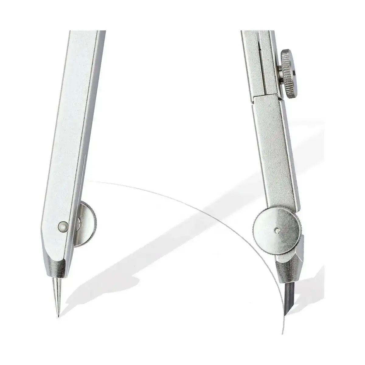 Boussole staedtler 552 01 reconditionne a _4381. Bienvenue dans l'univers captivant de DIAYTAR COTE D'IVOIRE - Votre Plateforme de Shopping Tout-en-Un. Parcourez notre boutique en ligne pour découvrir des produits uniques, allant des articles ménagers aux élégants accessoires de mode.