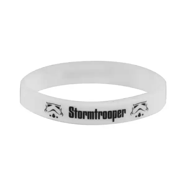 Bracelets et pendentif stormtrooper star wars _6561. DIAYTAR COTE D'IVOIRE - L'Art de Vivre le Shopping Authentique. Découvrez notre boutique en ligne et trouvez des produits qui célèbrent la culture et l'héritage du Côte d'Ivoire.