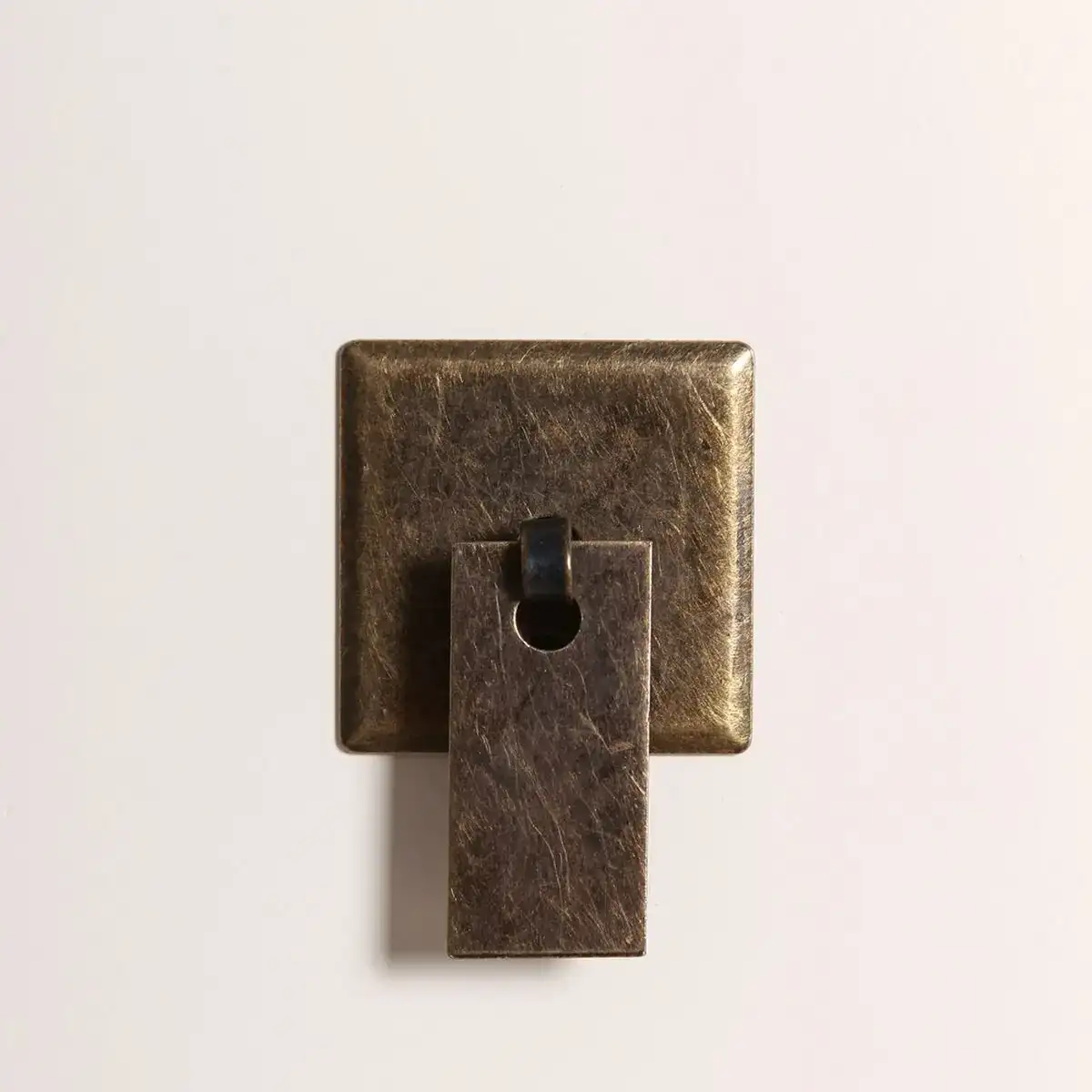 Buffet oriente 63 x 26 x 104 5 cm bois blanc_6364. DIAYTAR COTE D'IVOIRE - Où Choisir est un Acte de Création. Naviguez à travers notre plateforme et choisissez des produits qui complètent votre histoire personnelle.