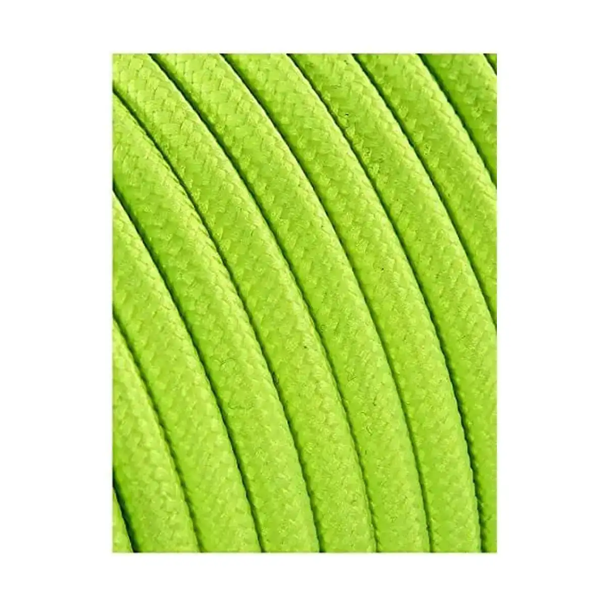Cable edm 2 x 0 75 mm vert textile 5 m_3037. Bienvenue chez DIAYTAR COTE D'IVOIRE - Où le Shopping Devient un Voyage. Explorez notre plateforme pour dénicher des produits uniques, racontant l'histoire et l'âme du Côte d'Ivoire.