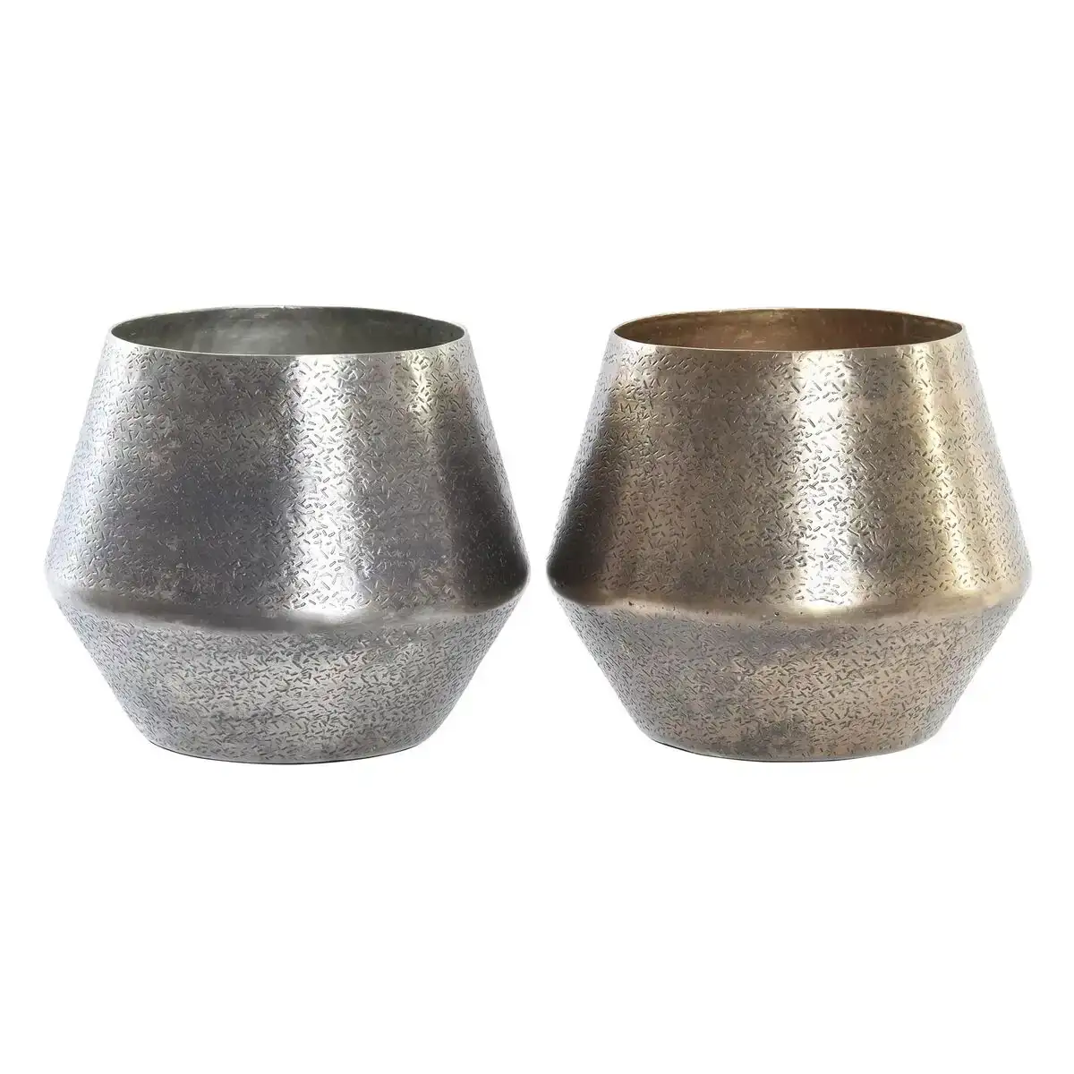 Cache pot dkd home decor dore argente aluminium loft use finition vieillie 20 x 20 x 17 cm 2 unites _3212. DIAYTAR COTE D'IVOIRE - Votre Destination Shopping de Choix. Explorez notre boutique en ligne et découvrez des trésors qui reflètent votre style et votre passion pour l'authenticité.