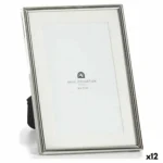 Cadre photo verre argente acier 13 5 x 18 x 11 cm 12 unites _8030. DIAYTAR COTE D'IVOIRE - L'Art de Vivre avec Authenticité. Explorez notre gamme de produits artisanaux et découvrez des articles qui apportent une touche unique à votre vie.