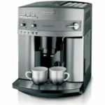 Cafetiere superautomatique delonghi esam 3200 s argente 1450 w 15 bar_2920. Entrez dans l'Univers de DIAYTAR COTE D'IVOIRE - Où Chaque Produit a sa Place. Explorez nos rayons virtuels et choisissez des articles qui s'intègrent parfaitement à votre style de vie.