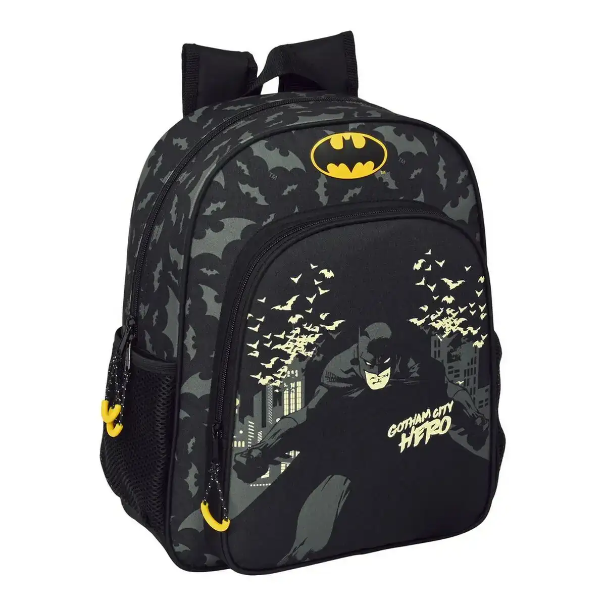 Cartable batman hero noir 32 x 38 x 12 cm _8432. DIAYTAR COTE D'IVOIRE - L'Art de Choisir, l'Art de Se Distinquer. Naviguez à travers notre catalogue et choisissez des produits qui ajoutent une note d'élégance à votre style unique.