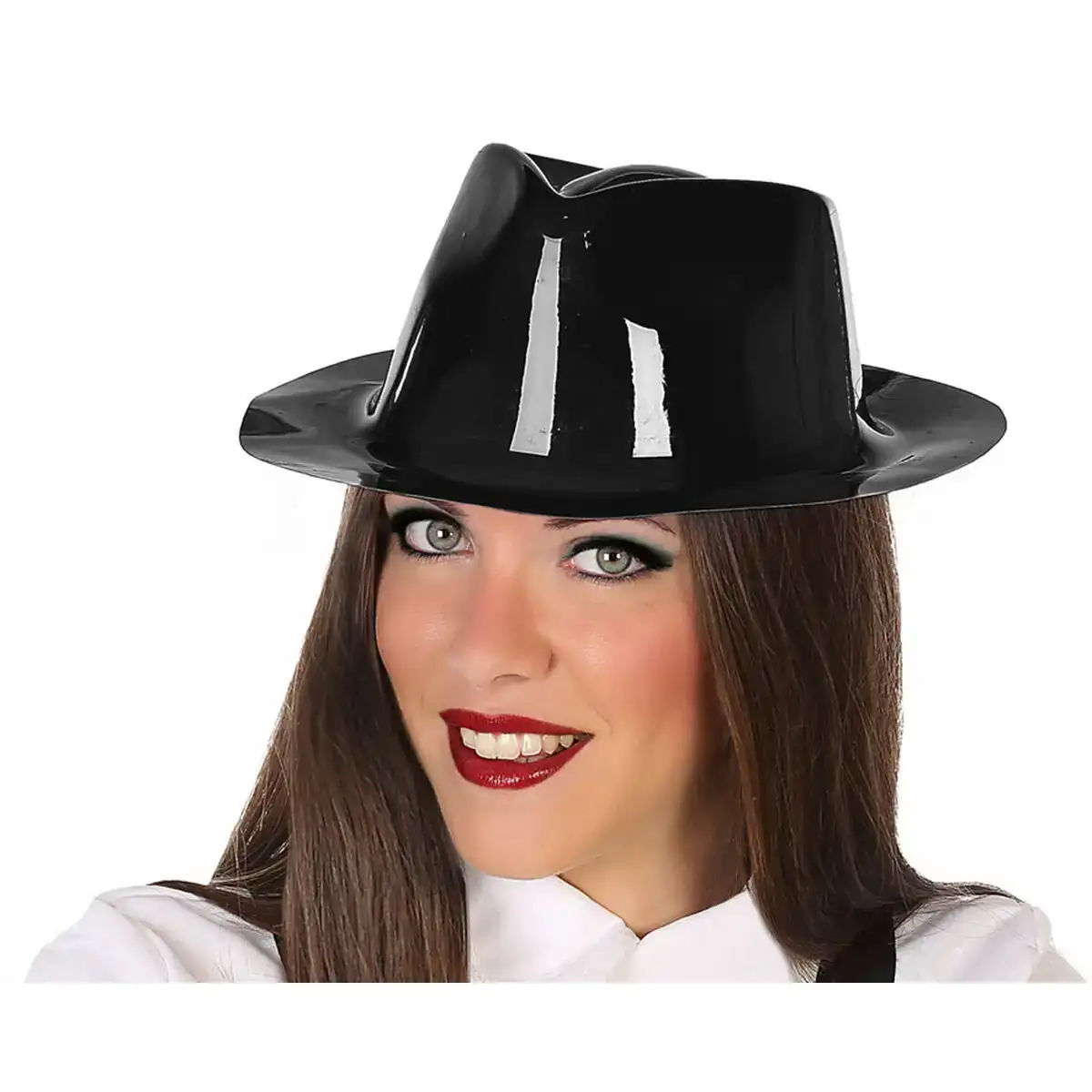 Chapeau finition brillante gangster mafioso deguisement noir_2715. DIAYTAR COTE D'IVOIRE - Votre Passage vers le Chic et l'Élégance. Naviguez à travers notre boutique en ligne pour trouver des produits qui ajoutent une touche sophistiquée à votre style.