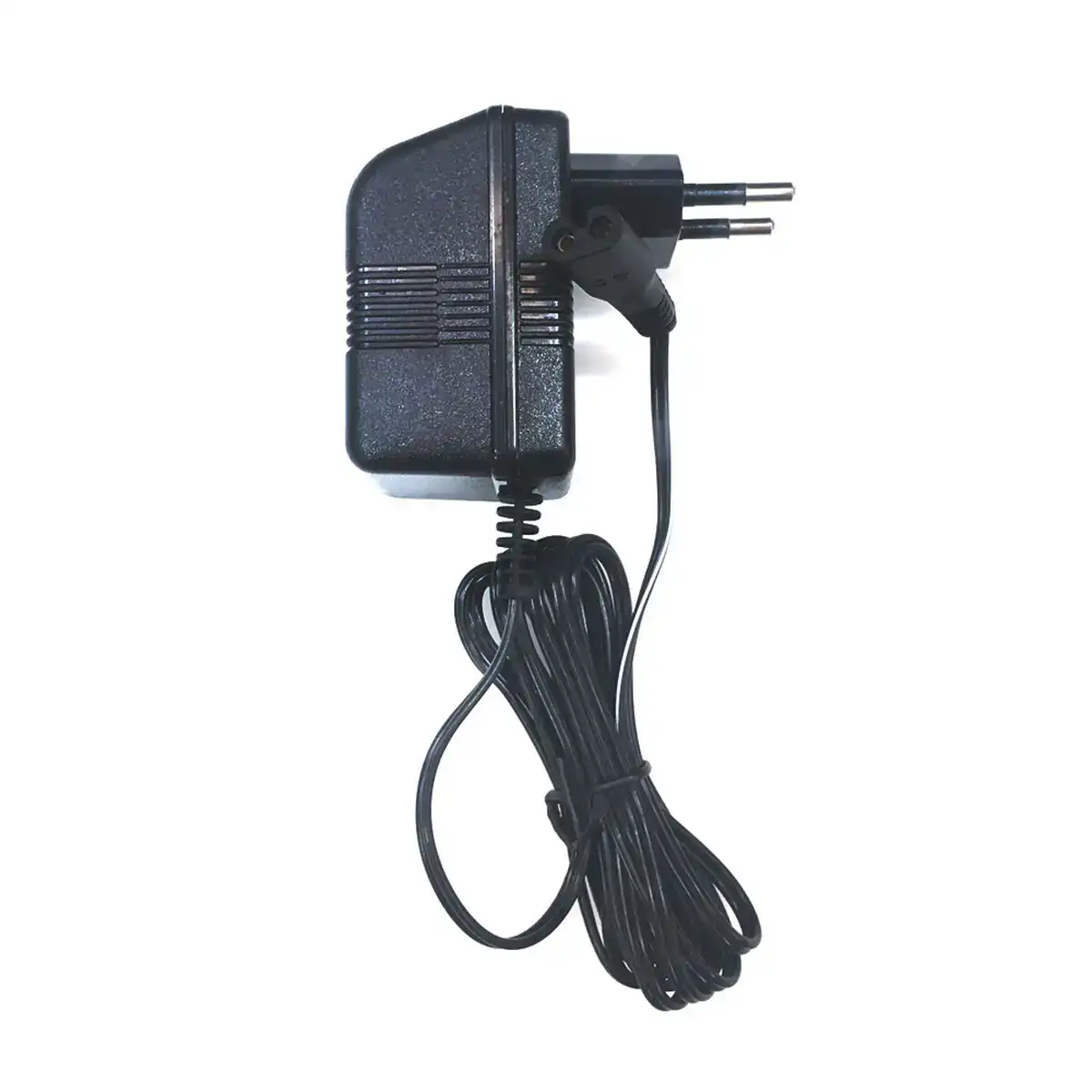 Chargeur de batterie edm 07590 rechange_2371. DIAYTAR COTE D'IVOIRE - Où Chaque Achat Raconte une Histoire. Parcourez notre boutique en ligne pour trouver des articles qui évoquent le savoir-faire et la tradition du Côte d'Ivoire.
