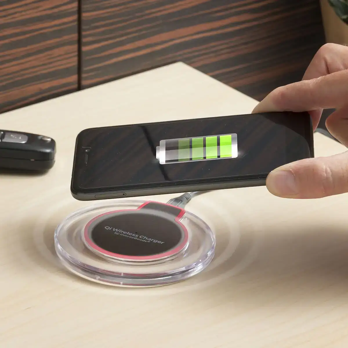 Chargeur sans fil pour smartphones innovagoods_4460. Bienvenue chez DIAYTAR COTE D'IVOIRE - Où Chaque Achat Fait une Différence. Découvrez notre gamme de produits qui reflètent l'engagement envers la qualité et le respect de l'environnement.
