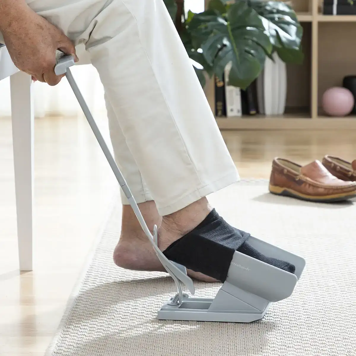 Chausse pieds pour chaussures et chaussettes avec enleve chaussettes shoeasy innovagoods_4116. DIAYTAR COTE D'IVOIRE - Votre Escale Shopping incontournable. Explorez notre boutique en ligne et dénichez des trésors qui reflètent la richesse culturelle et la modernité du Côte d'Ivoire.