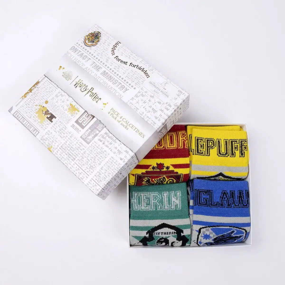 Chaussettes harry potter 4 pieces 36 38_4366. DIAYTAR COTE D'IVOIRE - Votre Destinée Shopping Personnalisée. Plongez dans notre boutique en ligne et créez votre propre expérience de shopping en choisissant parmi nos produits variés.