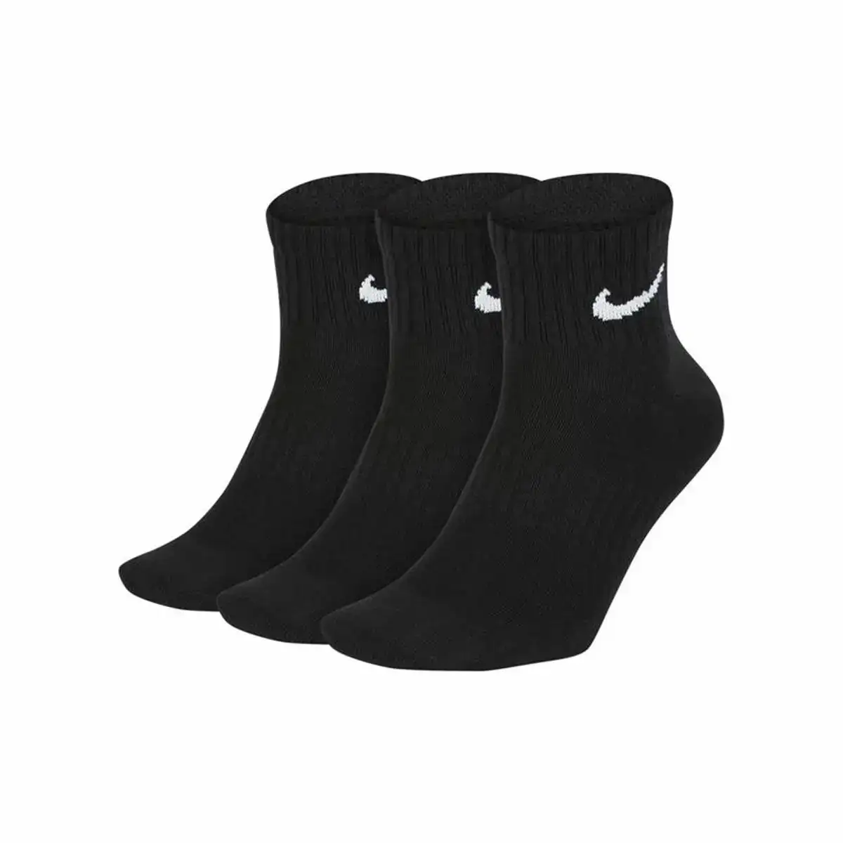 Chaussettes nike everyday cushioned noir_8010. Entrez dans l'Univers de DIAYTAR COTE D'IVOIRE - Où l'Innovation Rencontre la Tradition. Explorez notre sélection de produits modernes et traditionnels qui incarnent l'esprit dynamique du Côte d'Ivoire.