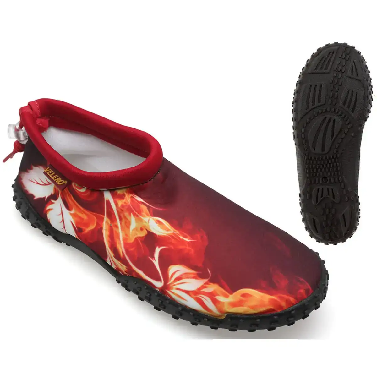 Chaussons fire rouge_6530. DIAYTAR COTE D'IVOIRE - Où la Mode et le Confort se Rencontrent. Plongez dans notre univers de produits et trouvez des articles qui vous habillent avec style et aisance.