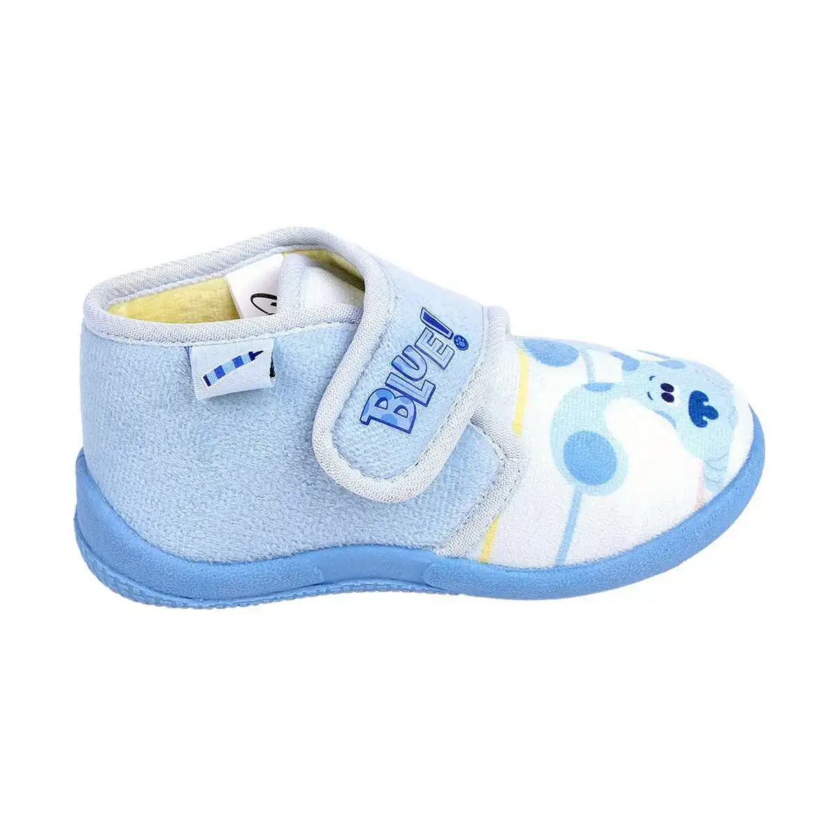Chaussons pour enfant 3d blue bleu fonce_9699. DIAYTAR COTE D'IVOIRE - L'Art du Shopping Éclairé. Parcourez notre catalogue et choisissez parmi des produits de qualité qui satisferont vos besoins et votre style.