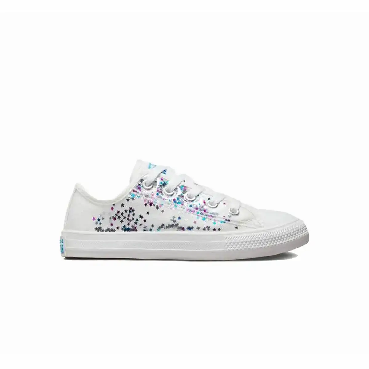 Chaussures casual enfant converse chuck taylor all star etoiles blanc_2141. DIAYTAR COTE D'IVOIRE - Où Choisir Devient une Découverte. Explorez notre boutique en ligne et trouvez des articles qui vous surprennent et vous ravissent à chaque clic.