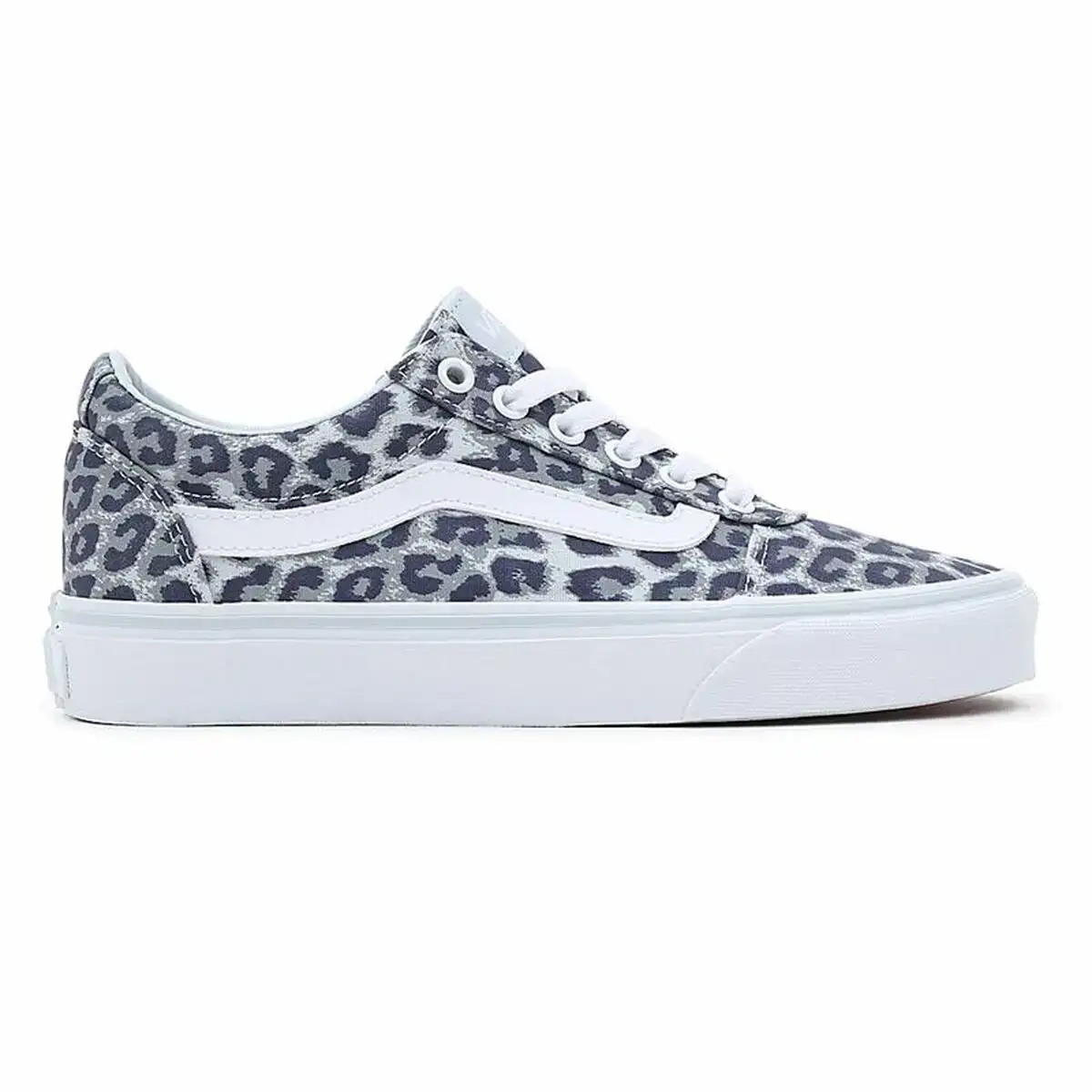 Chaussures casual femme vans ward _3902. DIAYTAR COTE D'IVOIRE - Votre Destination pour un Shopping Éclairé. Parcourez notre boutique en ligne pour découvrir des produits de qualité qui embelliront votre quotidien.