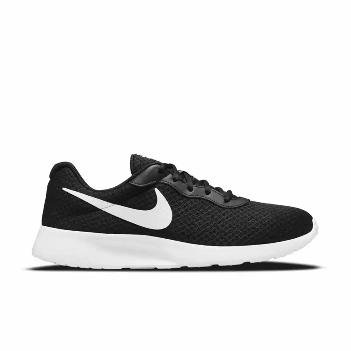 Chaussures casual homme nike tanjun noir_3914. DIAYTAR COTE D'IVOIRE - Où Choisir est un Acte de Création. Naviguez à travers notre plateforme et choisissez des produits qui complètent votre histoire personnelle.