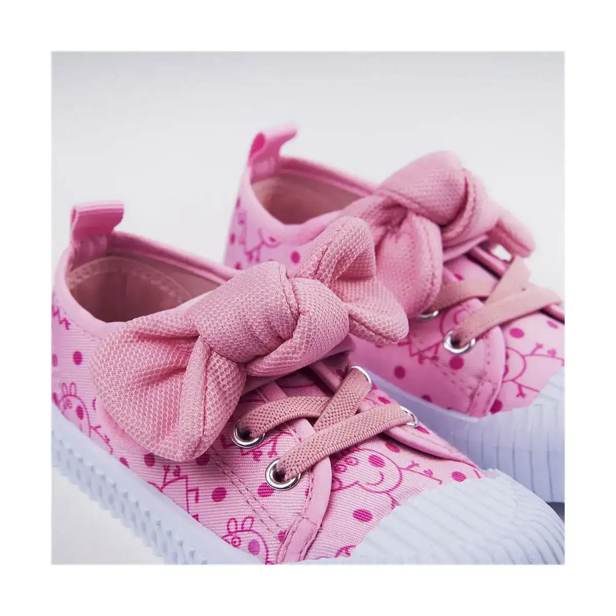 Chaussures casual peppa pig enfant rose_2121. DIAYTAR COTE D'IVOIRE - Où Chaque Sélection Vous Parle. Parcourez nos catégories et découvrez des produits qui reflètent vos passions et vos besoins, pour un shopping personnel et inspirant.