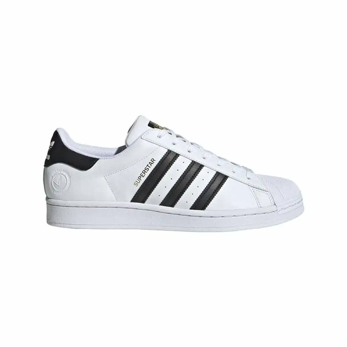 Chaussures casual unisex adidas superstar vegan blanc_1720. DIAYTAR COTE D'IVOIRE - Où Choisir est un Plaisir. Explorez notre boutique en ligne et choisissez parmi des produits de qualité qui satisferont vos besoins et vos goûts.