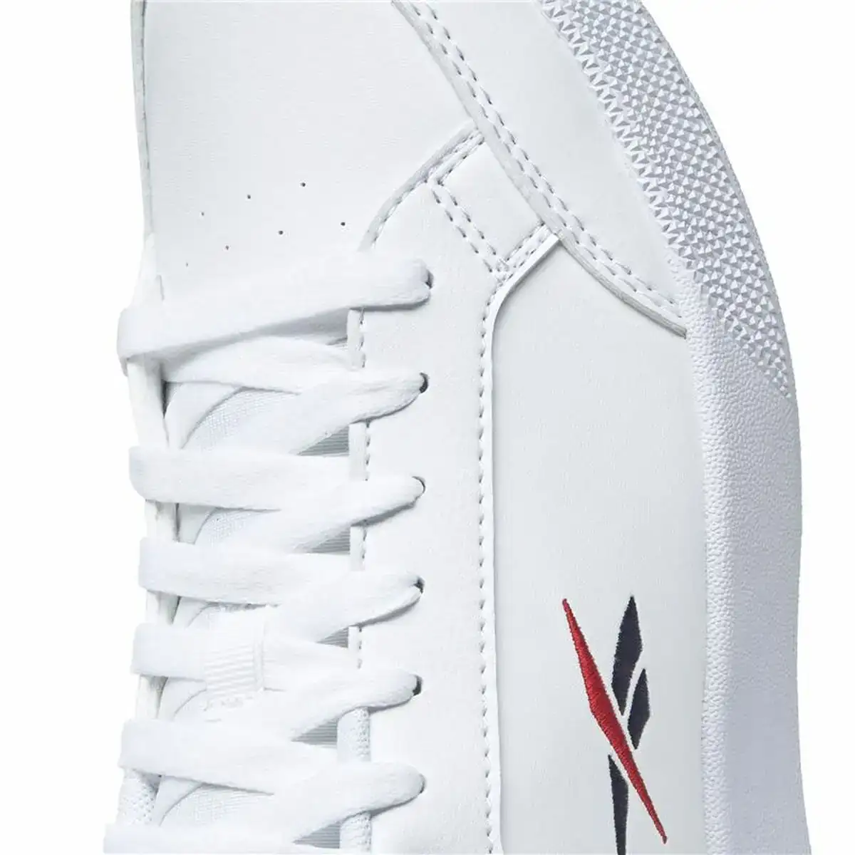 Chaussures casual unisex reebok vector smash blanc_5195. Bienvenue chez DIAYTAR COTE D'IVOIRE - Où le Shopping Rencontre la Qualité. Explorez notre sélection soigneusement conçue et trouvez des produits qui définissent le luxe abordable.