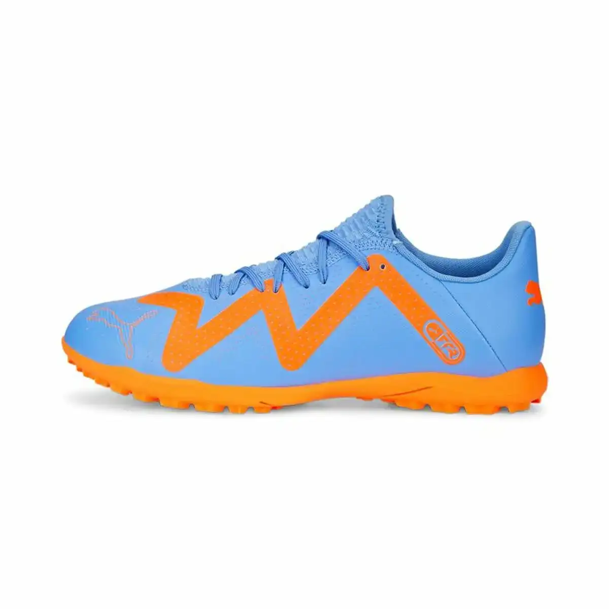 Chaussures de futsal pour adultes puma future play tt bleu unisexe_5333. DIAYTAR COTE D'IVOIRE - Là où Choisir est un Acte d'Amour pour le Côte d'Ivoire. Explorez notre gamme et choisissez des produits qui célèbrent la culture et l'artisanat du pays.