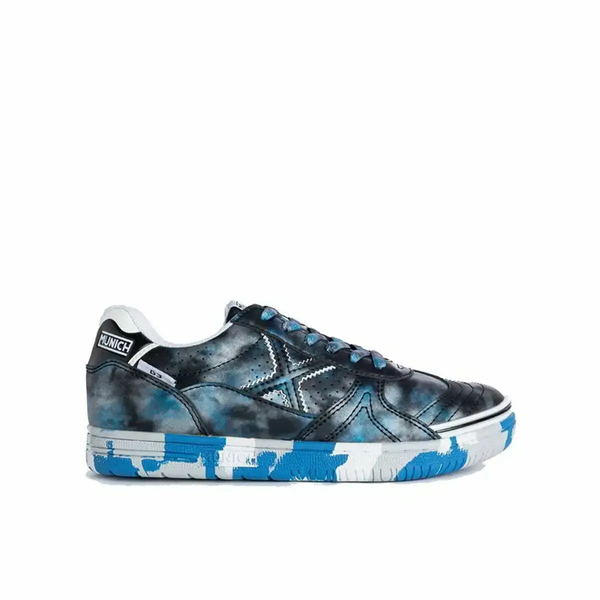 Chaussures de futsal pour enfants munich g 3 patch 349 bleu_8033. DIAYTAR COTE D'IVOIRE - Là où la Beauté Rencontre la Fonctionnalité. Parcourez notre sélection pour trouver des produits qui allient esthétique et praticité, pour un quotidien sublimé.