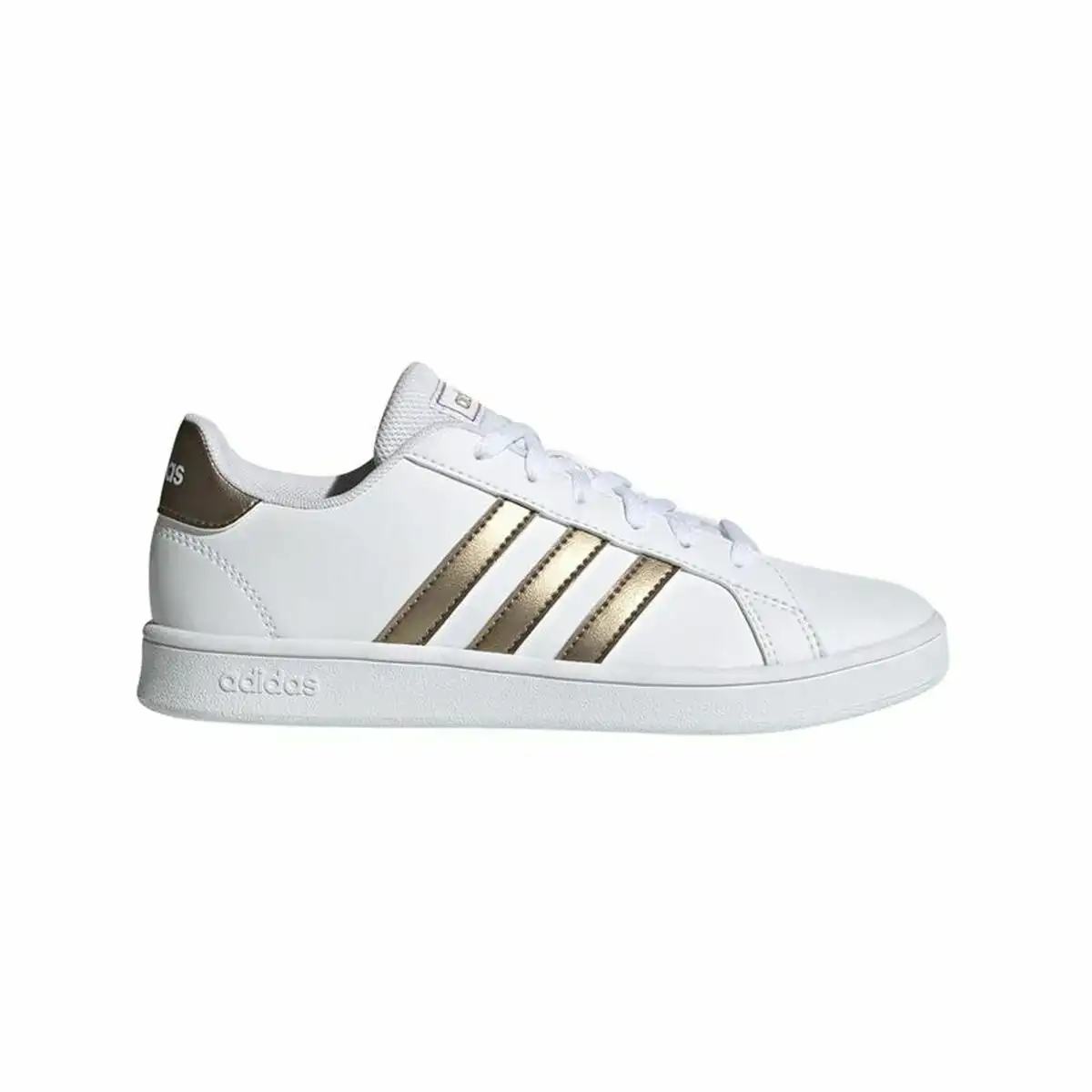 Chaussures de sport pour enfants adidas grand court blanc_6443. DIAYTAR COTE D'IVOIRE - Votre Marché Virtuel au Côte d'Ivoire. Parcourez notre boutique en ligne pour trouver des trésors cachés, des articles indispensables du quotidien aux joyaux artistiques.