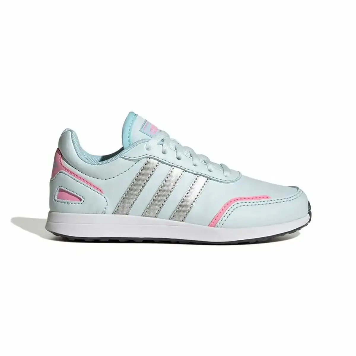 Chaussures de sport pour enfants adidas swich 3 lifestyle aigue marine_7866. Plongez dans l'Univers de DIAYTAR COTE D'IVOIRE - Où la Qualité et la Diversité se rencontrent. Parcourez nos rayons virtuels pour trouver des produits répondant à tous les besoins, du confort de votre foyer.