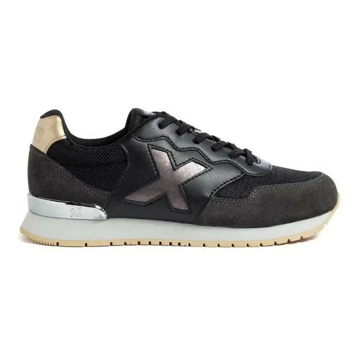 Chaussures de sport pour enfants munich dash premium laces 107_1603. Bienvenue sur DIAYTAR COTE D'IVOIRE - Où Chaque Produit a son Histoire. Découvrez notre sélection unique et choisissez des articles qui racontent la richesse culturelle et artistique du Côte d'Ivoire.