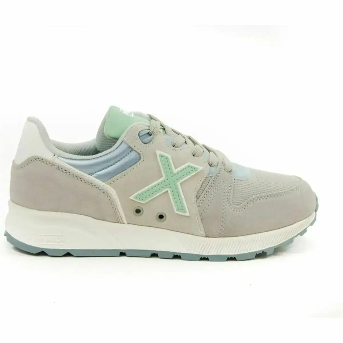 Chaussures de sport pour femme munich 1030 w beige_8603. DIAYTAR COTE D'IVOIRE - Votre Destination Shopping Authentique. Explorez notre boutique en ligne et découvrez des trésors qui reflètent l'âme du Côte d'Ivoire, pour une expérience shopping unique.
