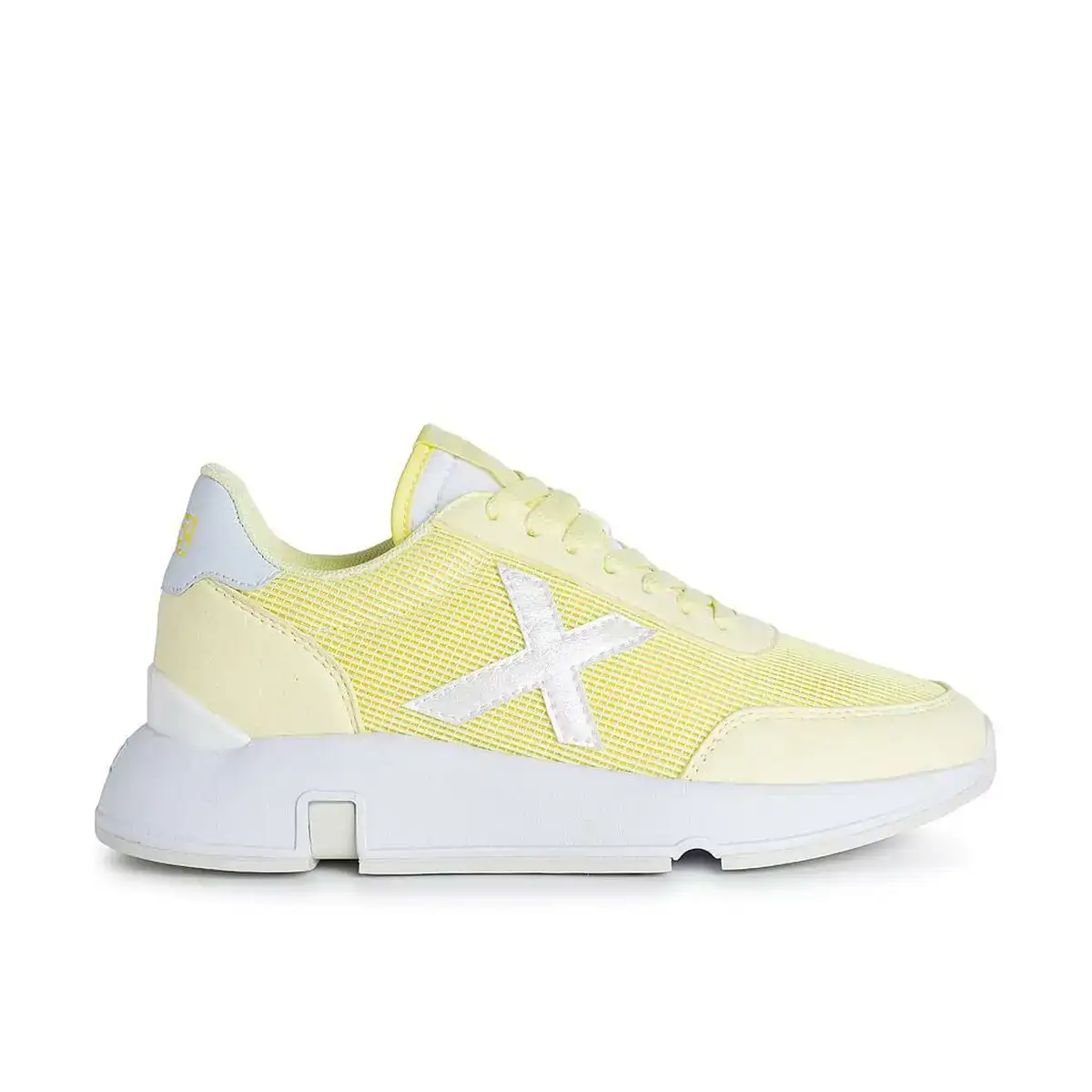 Chaussures de sport pour femme munich versus 42 4173042 jaune_9391. DIAYTAR COTE D'IVOIRE - Où la Tradition s'Harmonise avec le Moderne. Parcourez notre gamme diversifiée et choisissez des produits qui révèlent l'âme du Côte d'Ivoire.