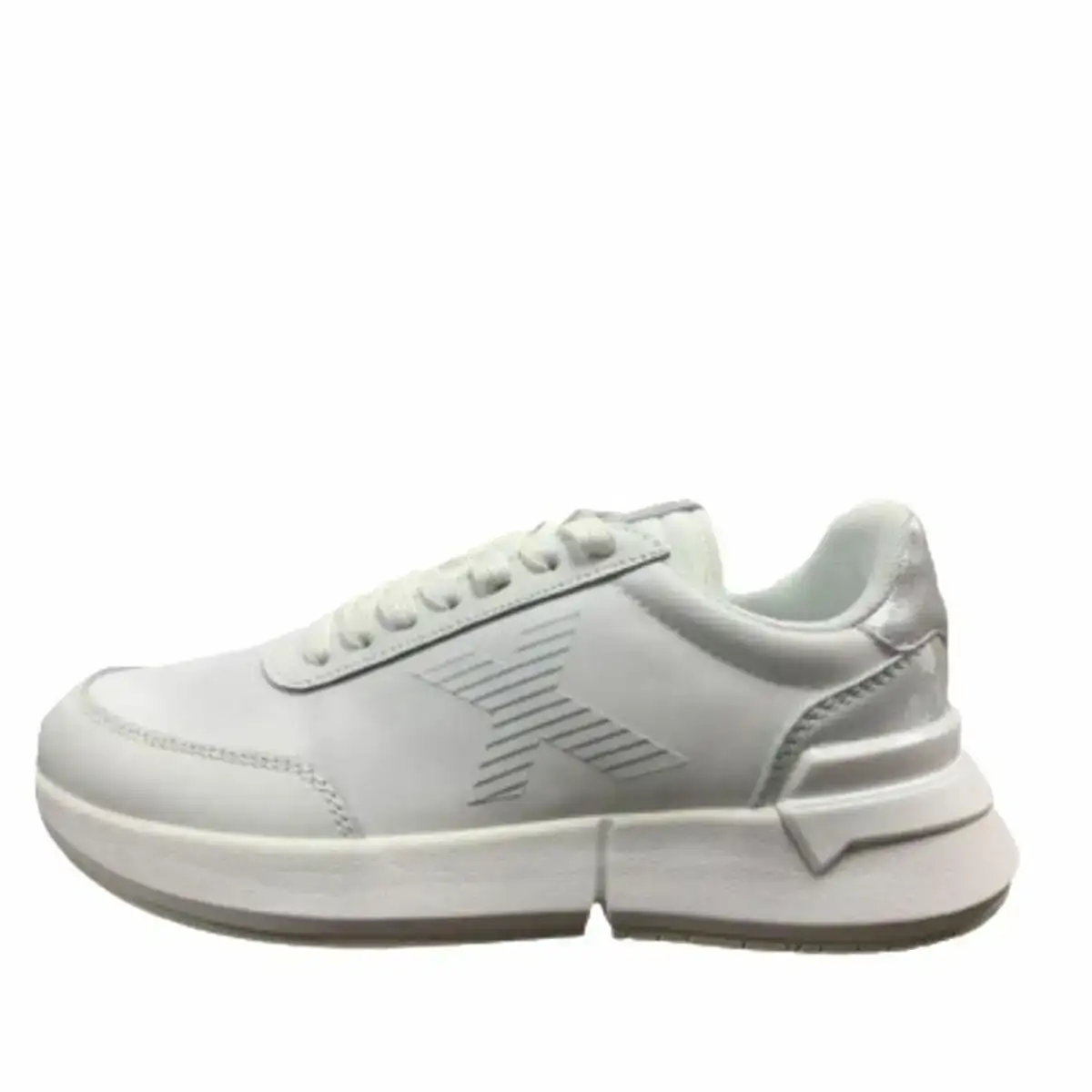 Chaussures de sport pour femme munich versus 46 blanc_7756. DIAYTAR COTE D'IVOIRE - Là où les Possibilités sont Infinies. Parcourez nos catégories et laissez-vous séduire par des produits qui enrichiront votre quotidien, du pratique à l'esthétique.