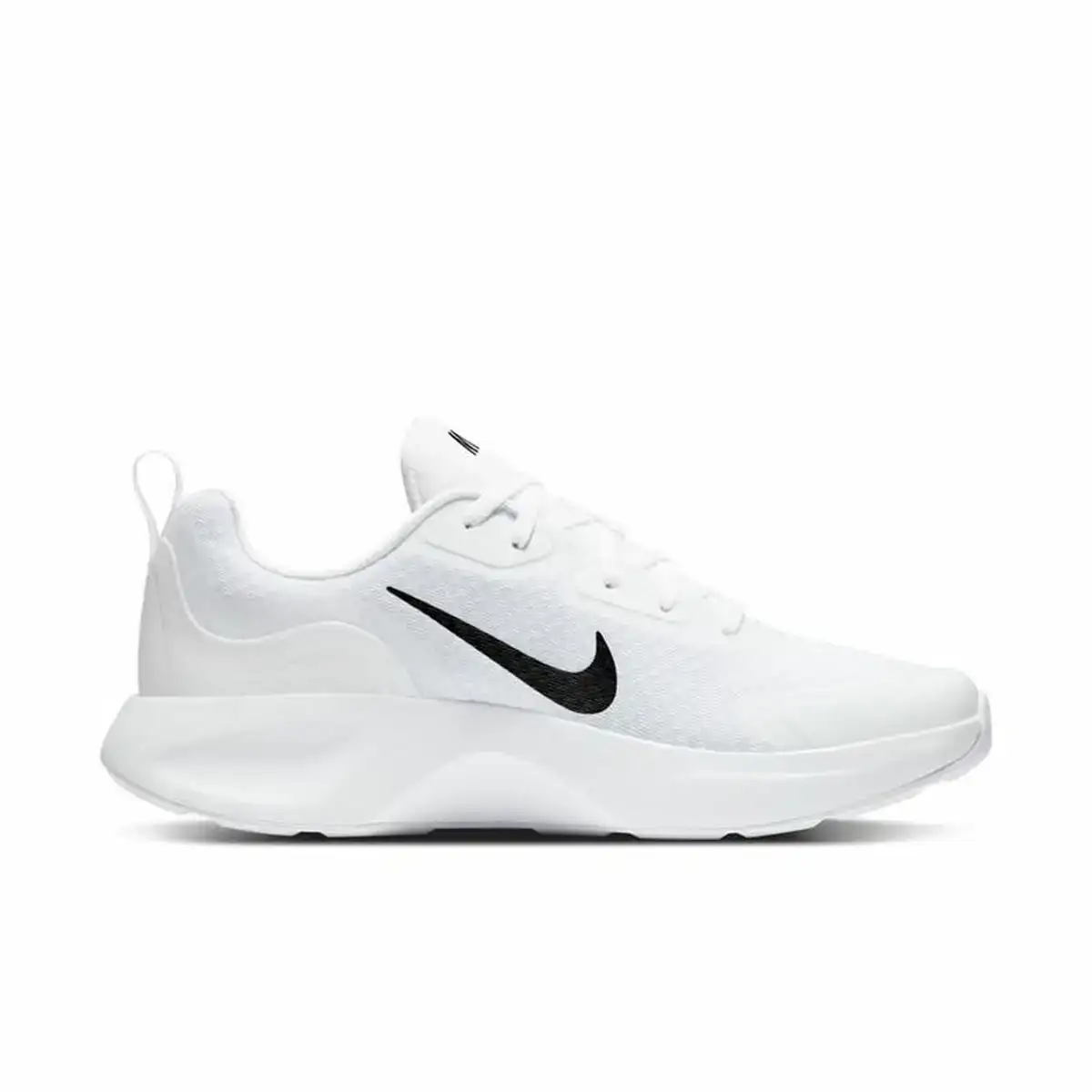 Chaussures de sport pour femme nike wearallday blanc_3298. DIAYTAR COTE D'IVOIRE - Votre Passage vers le Raffinement. Plongez dans notre univers de produits exquis et choisissez des articles qui ajoutent une touche de sophistication à votre vie.