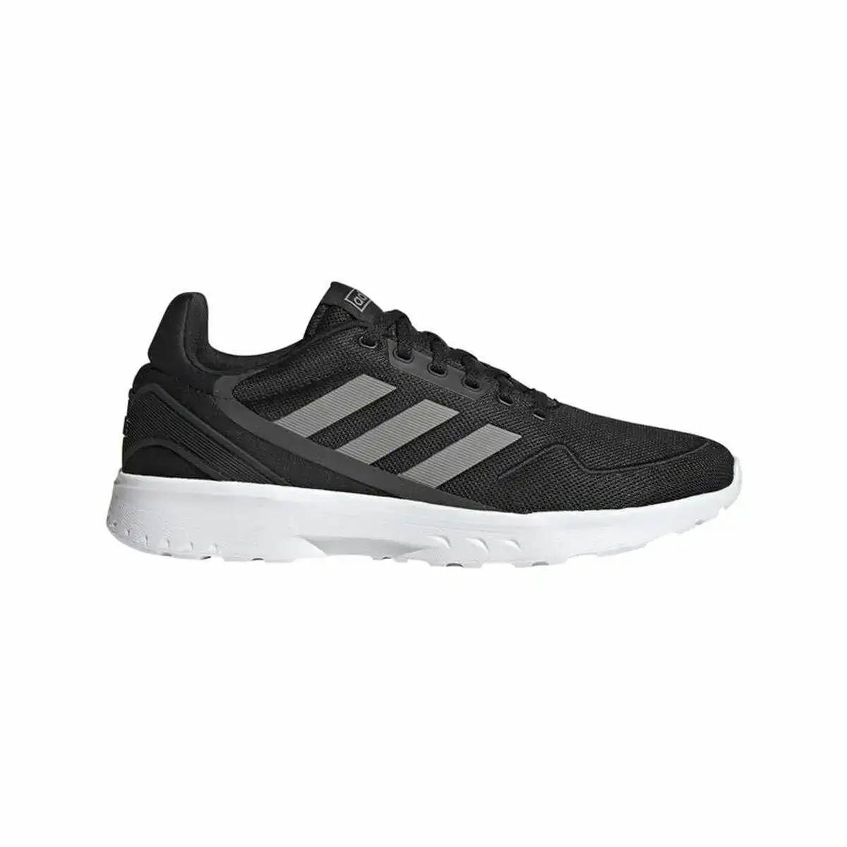 Chaussures de sport pour homme adidas nebzed_9817. DIAYTAR COTE D'IVOIRE - Où la Mode et le Confort se Rencontrent. Plongez dans notre univers de produits et trouvez des articles qui vous habillent avec style et aisance.