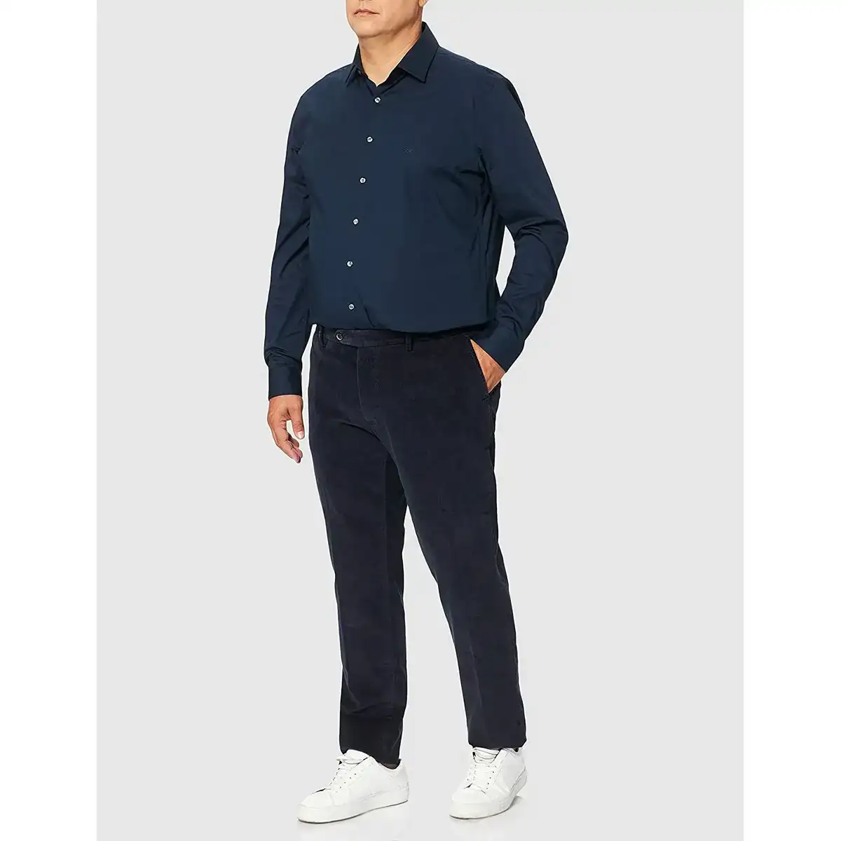 Chemise calvin klein reconditionne a _3964. DIAYTAR COTE D'IVOIRE - Votre Paradis Shopping au Cœur du Côte d'Ivoire. Explorez notre boutique en ligne et découvrez des produits conçus pour enchanter chaque aspect de votre vie.