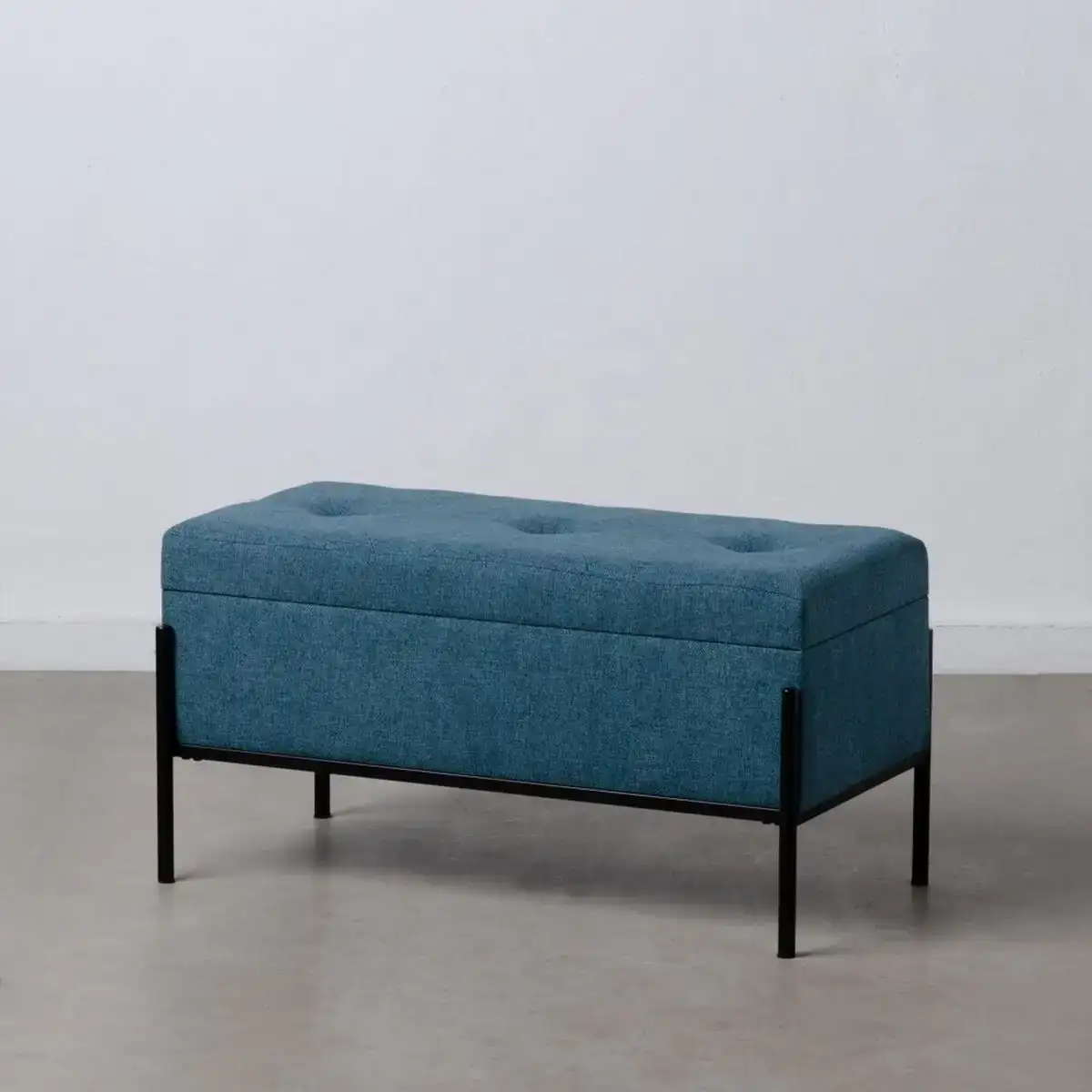 Coffre 83 x 40 x 43 cm tissu synthetique metal_1287. DIAYTAR COTE D'IVOIRE - Votre Plateforme Shopping de Confiance. Naviguez à travers nos rayons et choisissez des produits fiables qui répondent à vos besoins quotidiens.