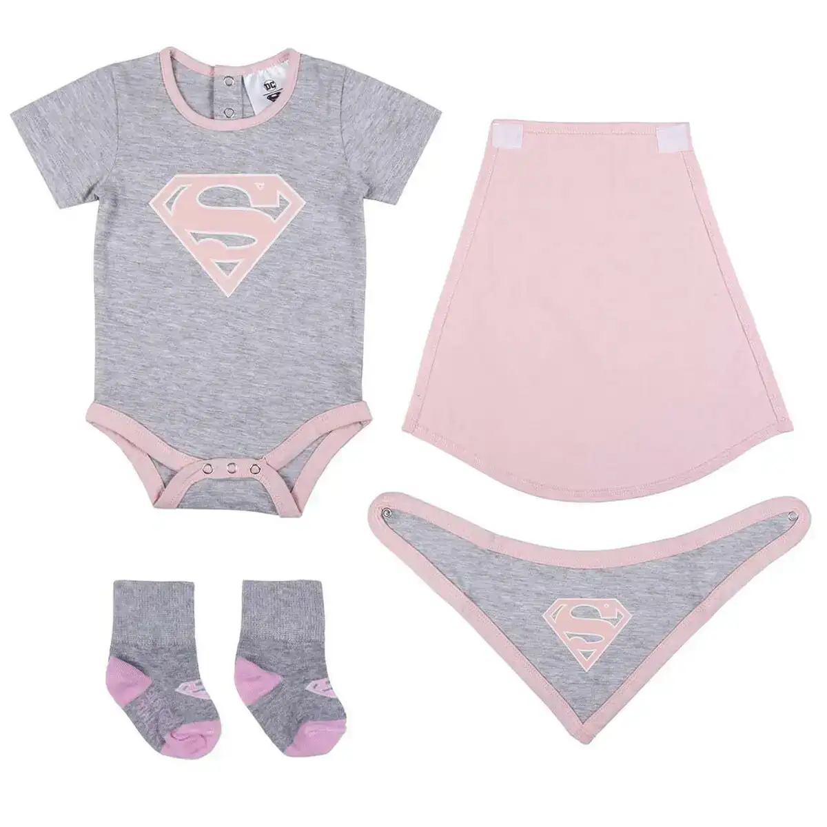 Coffret bebe dc super hero girls 4 pieces_2811. DIAYTAR COTE D'IVOIRE - Votre Paradis Shopping au Cœur du Côte d'Ivoire. Explorez notre boutique en ligne et découvrez des produits conçus pour enchanter chaque aspect de votre vie.