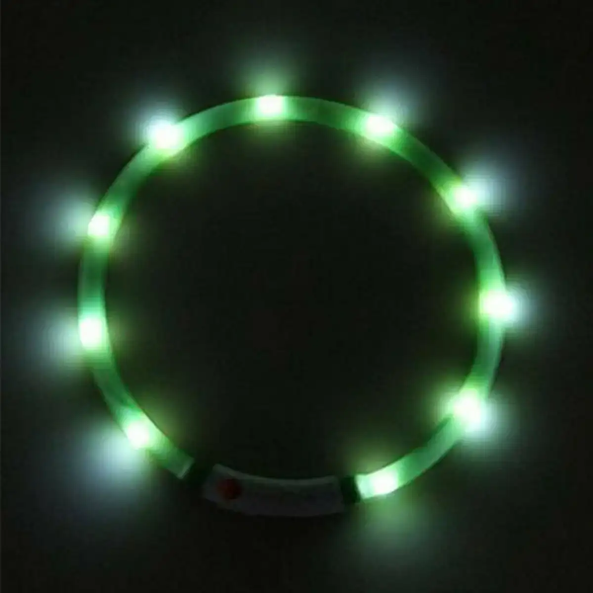 Collier lumiere led vert reconditionne a _5830. DIAYTAR COTE D'IVOIRE - Où Chaque Détail Compte. Naviguez à travers notre gamme variée et choisissez des articles qui ajoutent une touche spéciale à votre quotidien, toujours avec qualité et style.