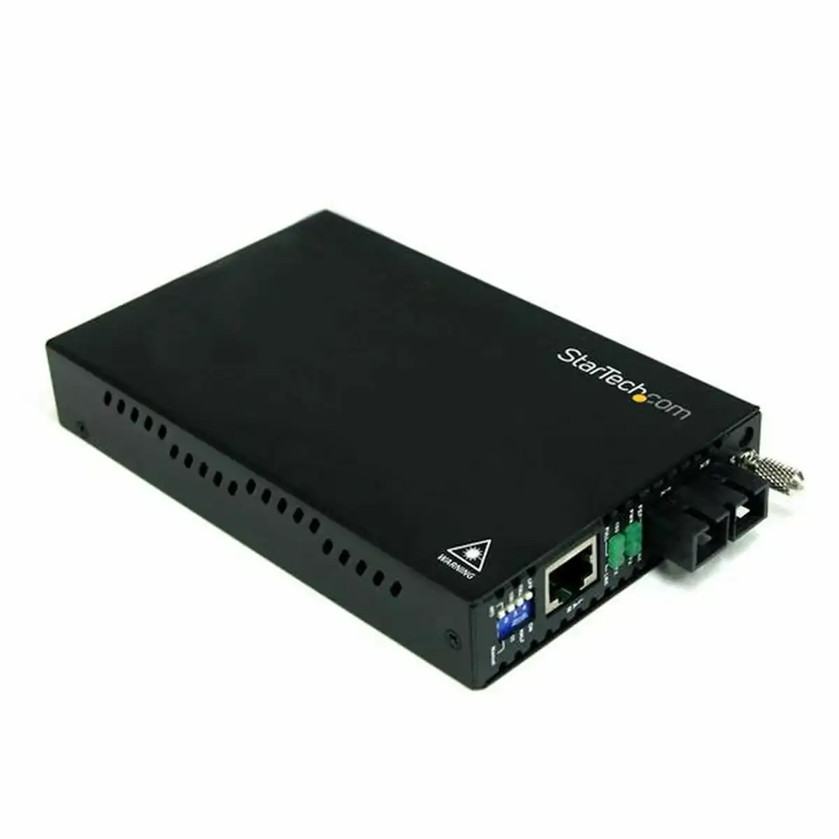 Convertisseur de media multimode startech et90110sc2 noir_1789. Entrez dans l'Univers de DIAYTAR COTE D'IVOIRE - Où l'Innovation Rencontre la Tradition. Explorez notre sélection de produits modernes et traditionnels qui incarnent l'esprit dynamique du Côte d'Ivoire.