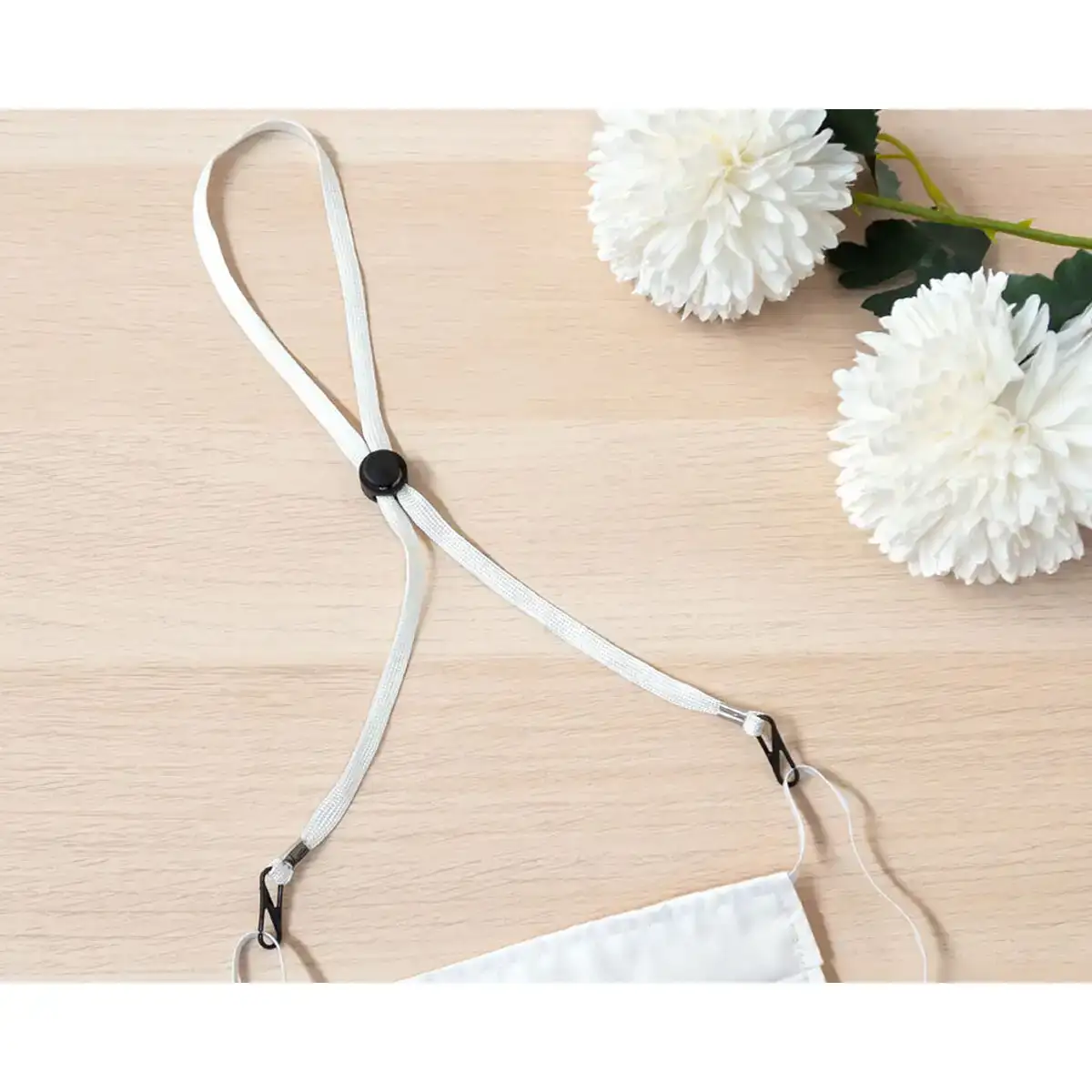 Cordon 65 cm blanc reglable_7677. DIAYTAR COTE D'IVOIRE - L'Art de Choisir, l'Art de Vivre. Parcourez notre boutique en ligne et découvrez des produits qui transforment chaque choix en une expérience enrichissante.