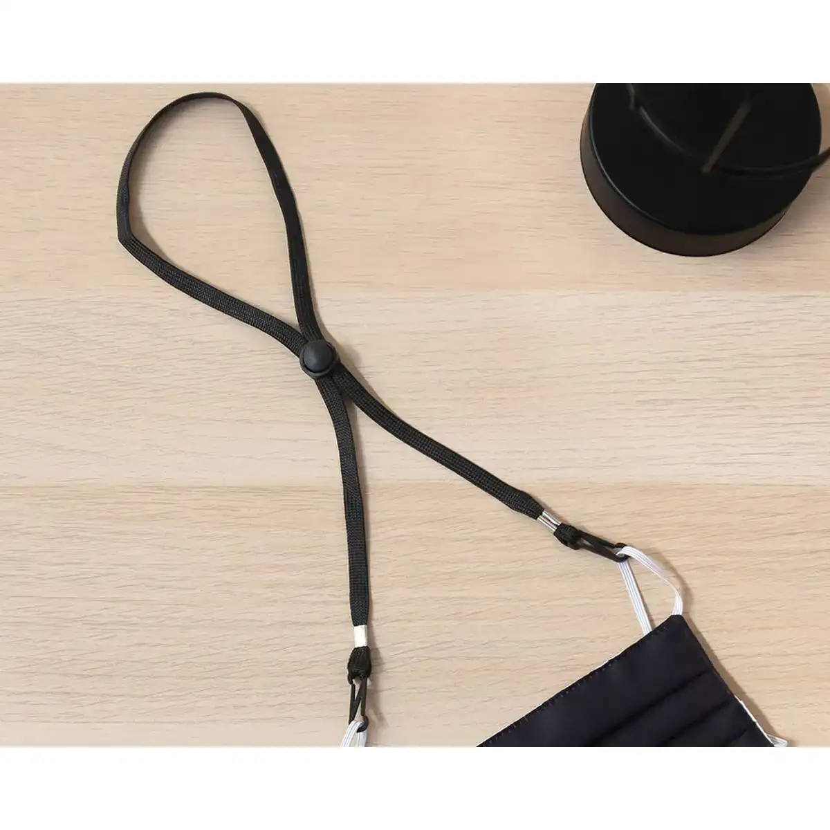 Cordon noir 65 cm reglable_5706. DIAYTAR COTE D'IVOIRE - L'Art de Vivre l'Excellence au Quotidien. Explorez notre gamme et choisissez des produits qui ajoutent une note de prestige à votre vie.