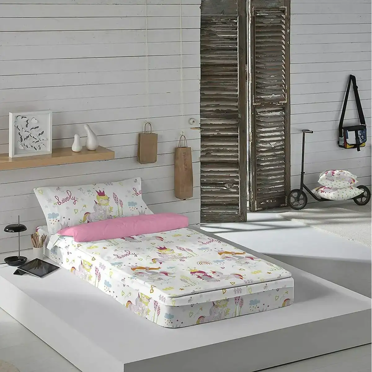 Couette cool kids 90 x 190 200 cm lit 1 persone _6627. DIAYTAR COTE D'IVOIRE - Votre Escapade Shopping Virtuelle. Explorez notre boutique en ligne et dénichez des trésors qui évoquent la culture et le savoir-faire sénégalais, un clic à la fois.